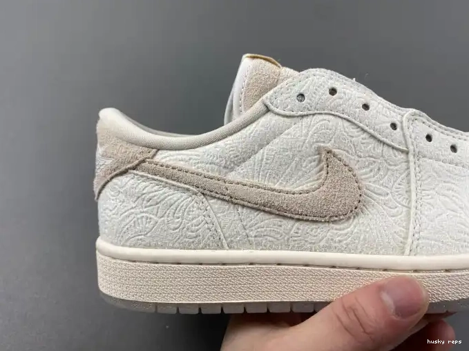 Rep Husky OG Chris Low Paul Retro 1 FZ0455-200 Jordan 0426